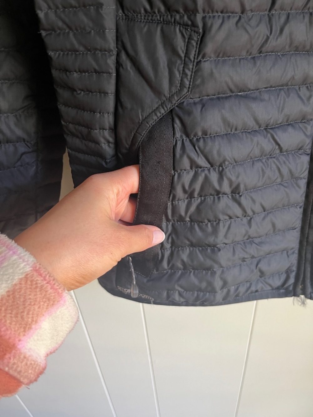 Eddie Bauer Women’s Black Quilted 700 Storm down Puffer Jacket Sz Sm - Picture 4 of 12